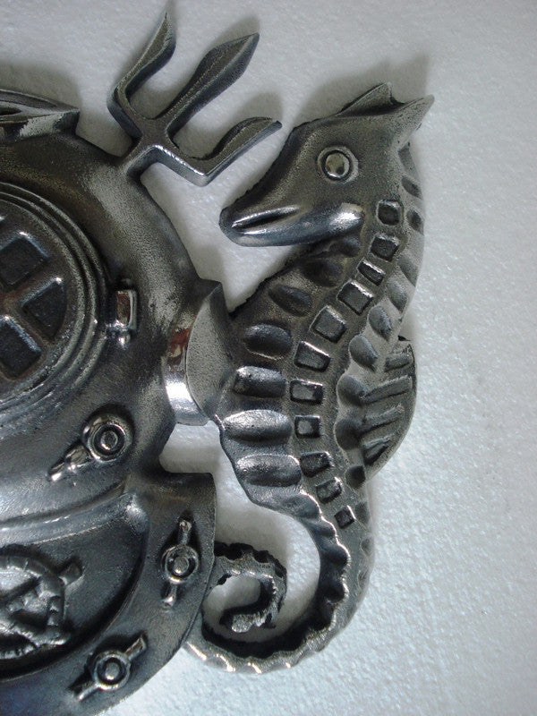 Marine Solid Navy Master Diver Plaque Deep Sea - DIVING HELMET Crests Badge (5116)