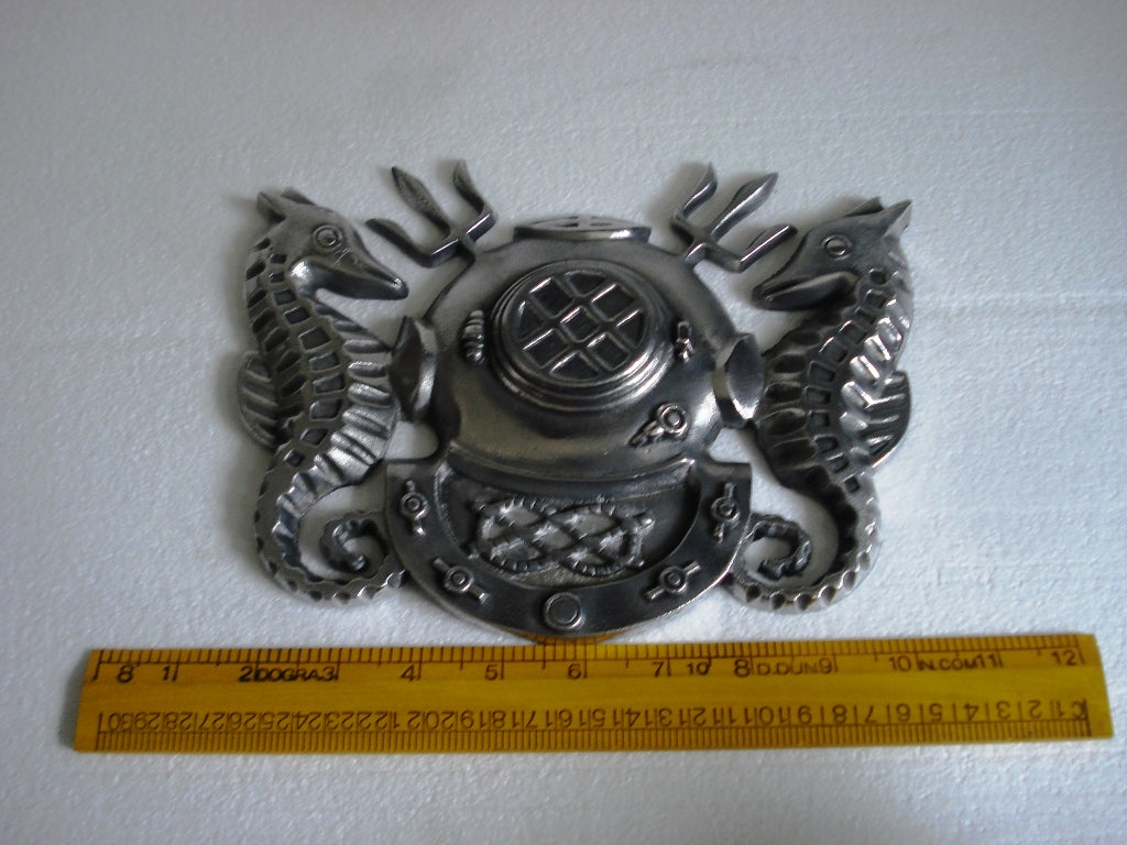 Marine Solid Navy Master Diver Plaque Deep Sea - DIVING HELMET Crests Badge (5116)