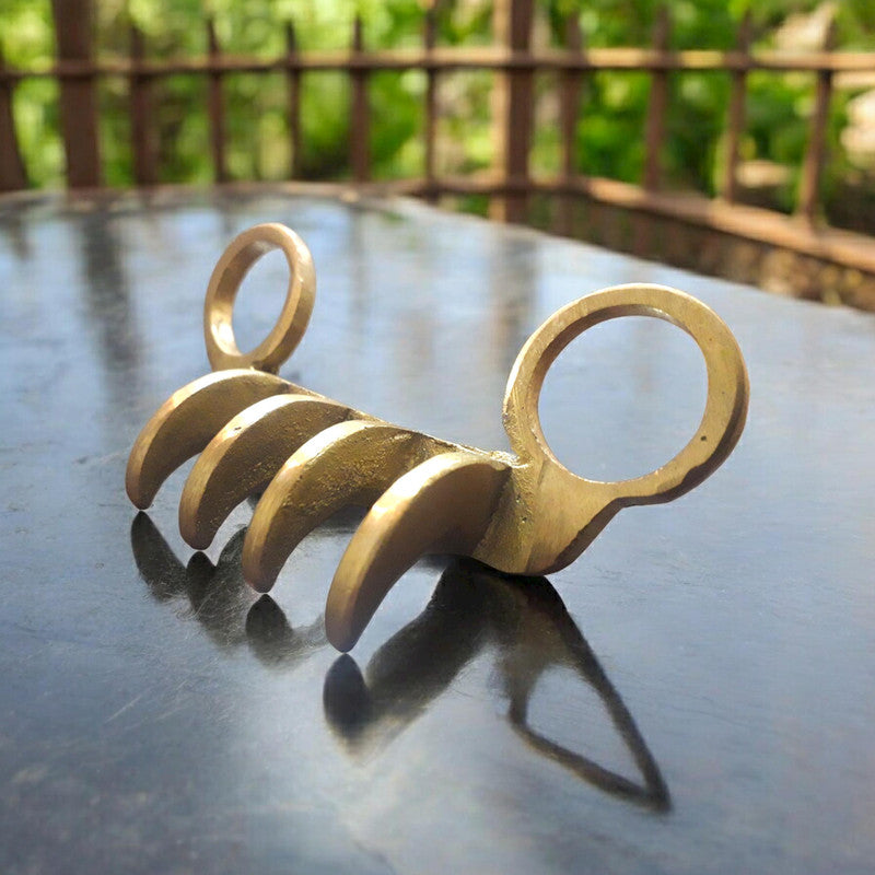 Brass Bagh Nakh Vagh Nakh Maratha India Hand Forged Handmade (3799)