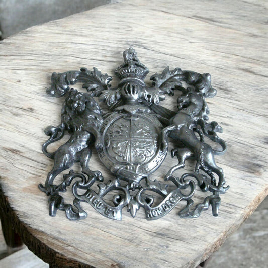 LARGE - Vintage Style HEAVY CAST ROYAL CREST SAFE PLATE - Coat of Arms (5126)