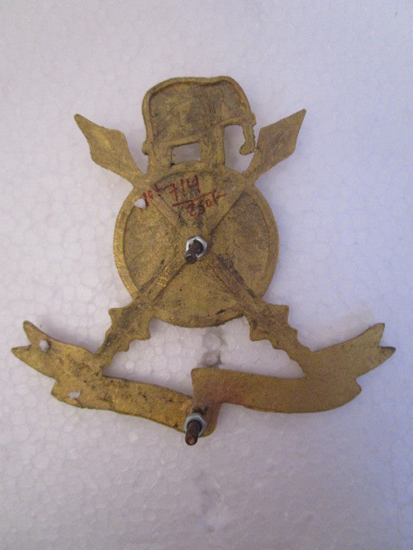 THE MADRAS REGIMENT Indian Police Military Navy Air Force CAST Safe Plaque Plate Crests Badge (714)