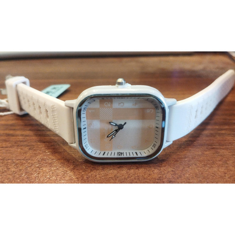 Executive Class Wrist Watch for Women Girls - Fashion Collection (9252)
