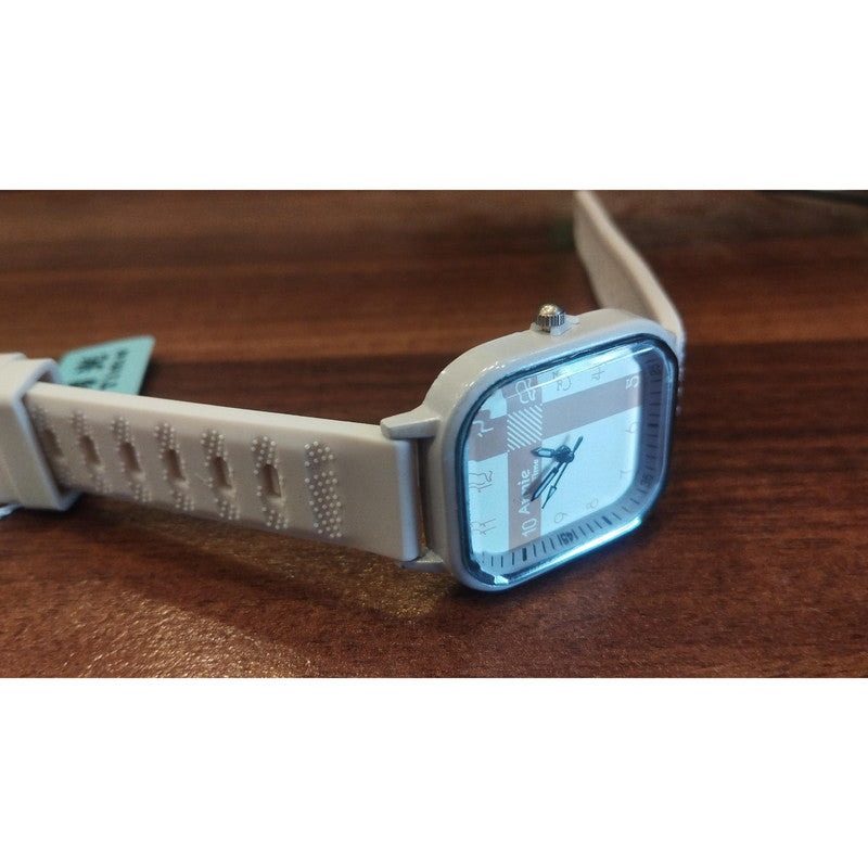 Executive Class Wrist Watch for Women Girls - Fashion Collection (9252)